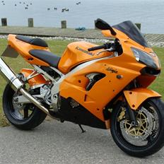 Kawasaki zx 9 r