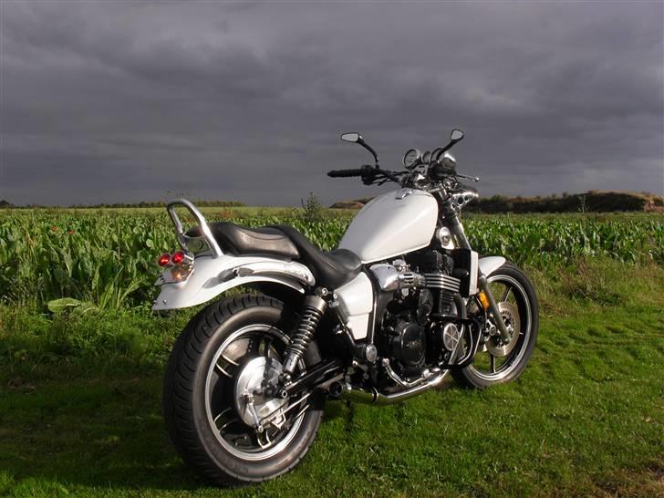 Yamaha Maxim X 750 SOLGT billede 4