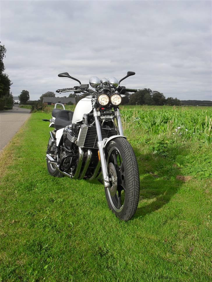 Yamaha Maxim X 750 SOLGT billede 6