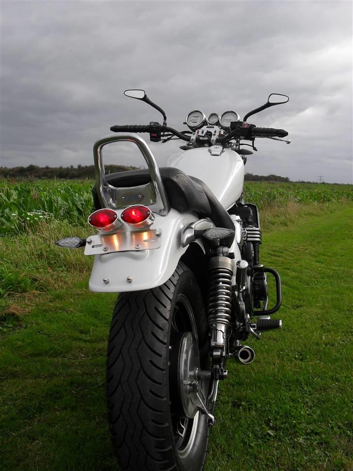 Yamaha Maxim X 750 SOLGT billede 8