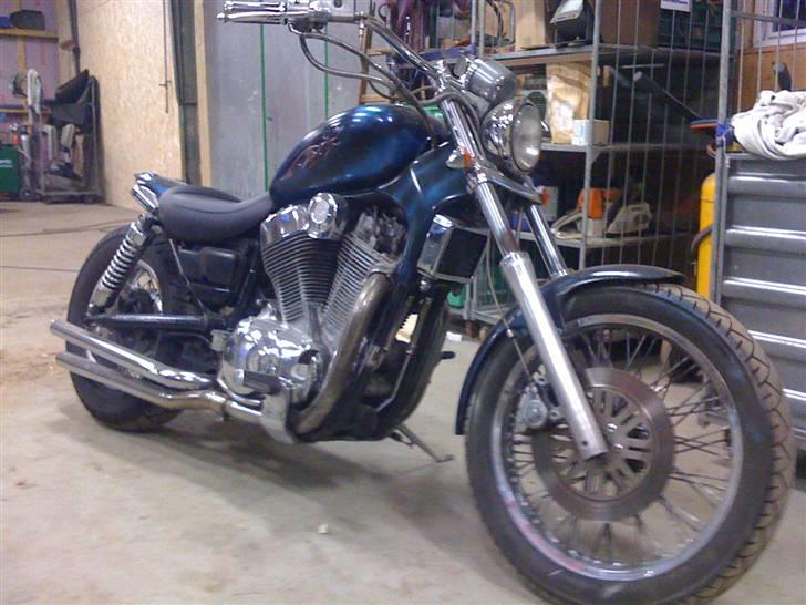 Suzuki vs 1400 billede 1