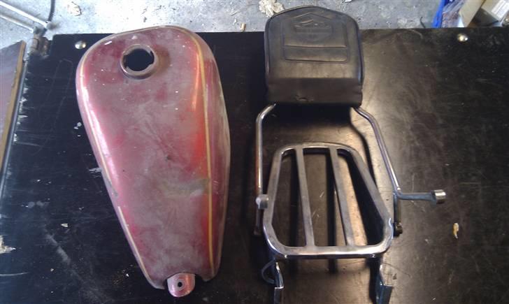 Harley Davidson Sportster XLH 1000"SOLGT" - Peanut tank + sissybar m bagagebære billede 10