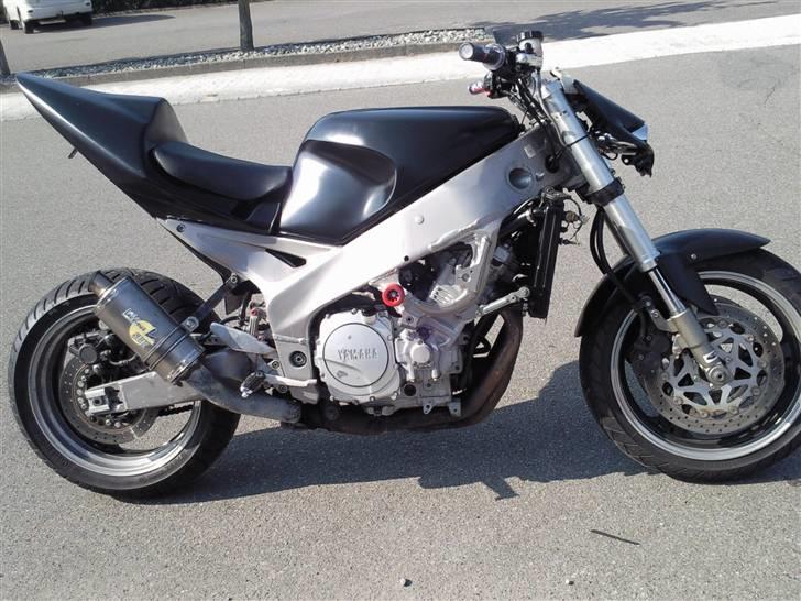 Yamaha FZR 1000 EXUP Streetfight billede 6