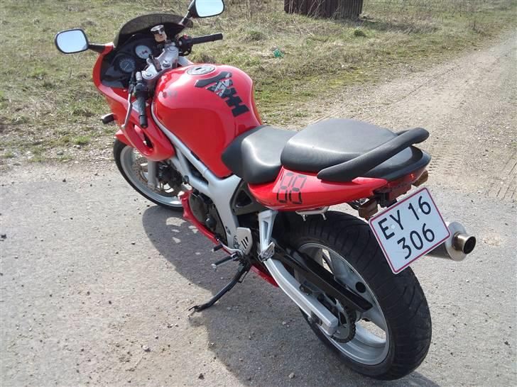 Suzuki           Sv 650s-  solgt - 7 april 2010 billede 2