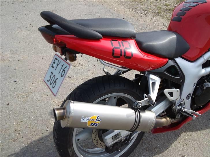 Suzuki           Sv 650s-  solgt - 7 april 2010 billede 3