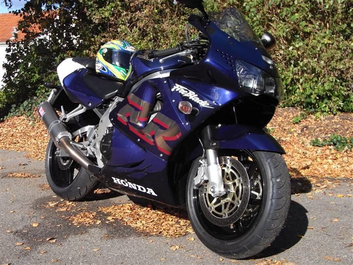 Honda CBR 900 RR Fireblade "Solgt" billede 5