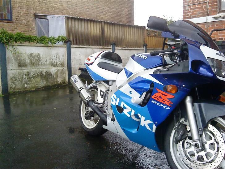Suzuki gsxr 600 SRAD billede 3