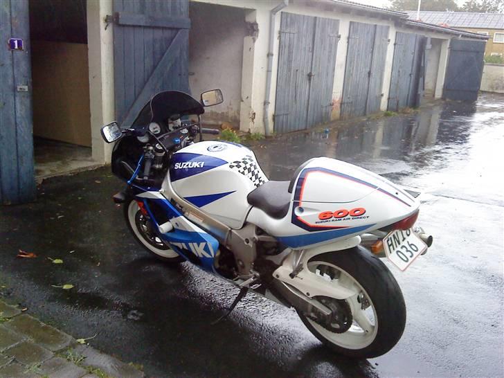 Suzuki gsxr 600 SRAD billede 4
