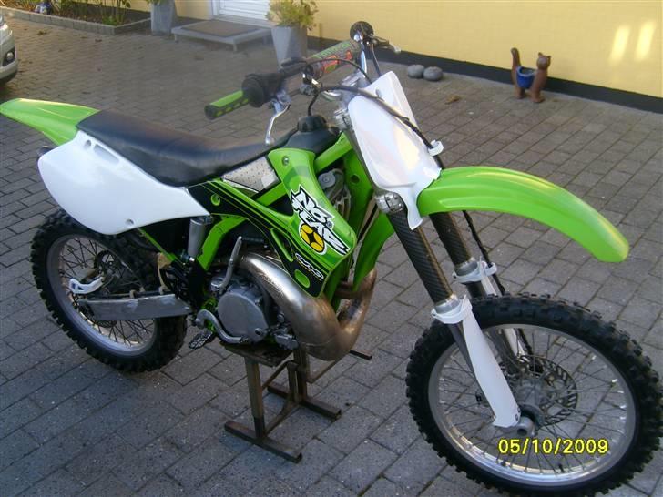 Kawasaki KX 250 (solgt) billede 4