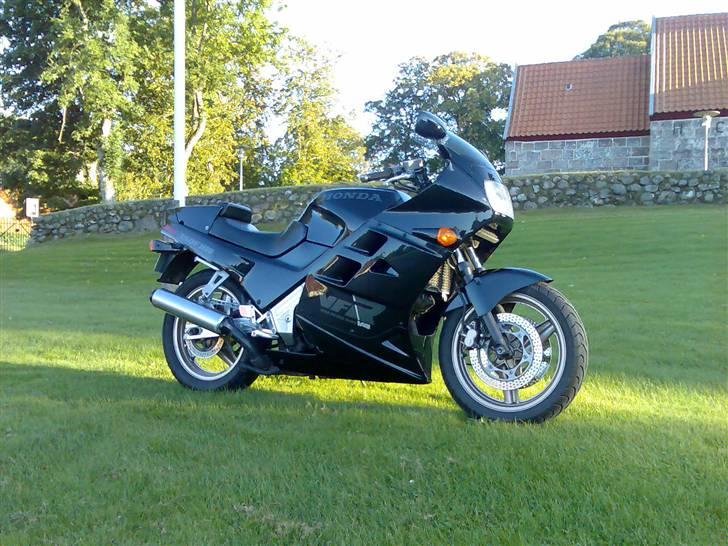 Honda VFR 750 - Solgt billede 7
