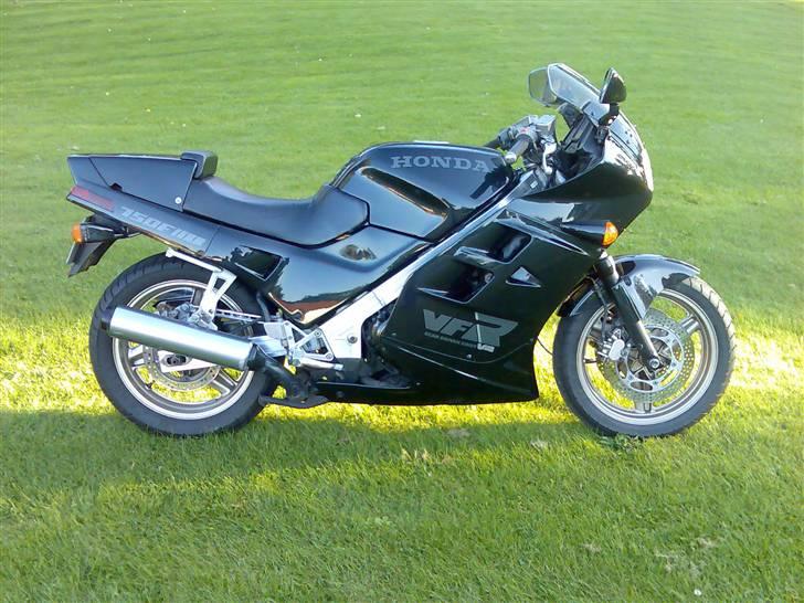 Honda VFR 750 - Solgt billede 8