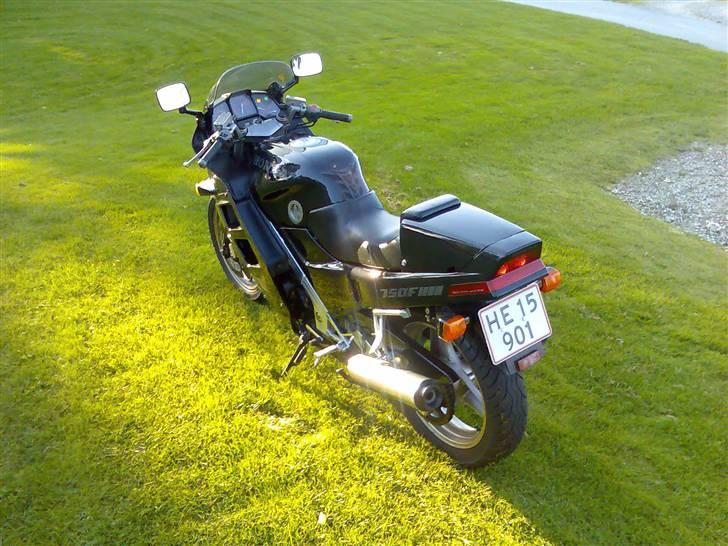 Honda VFR 750 - Solgt billede 11