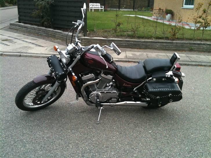 Suzuki Intruder VS 700 US Model. billede 1