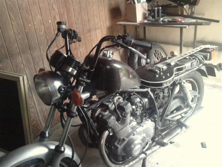 Suzuki GS 400L * OMBYGNING* billede 3