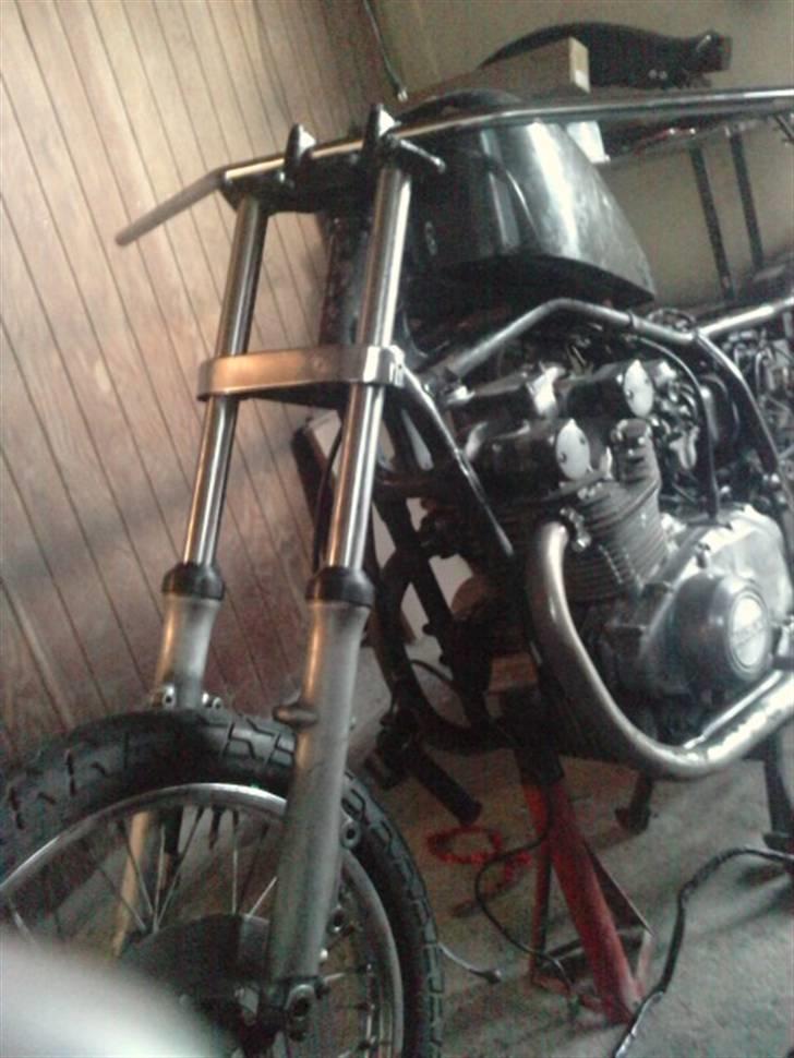 Suzuki GS 400L * OMBYGNING* billede 9