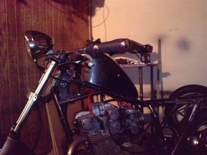 Suzuki GS 400L * OMBYGNING* billede 14