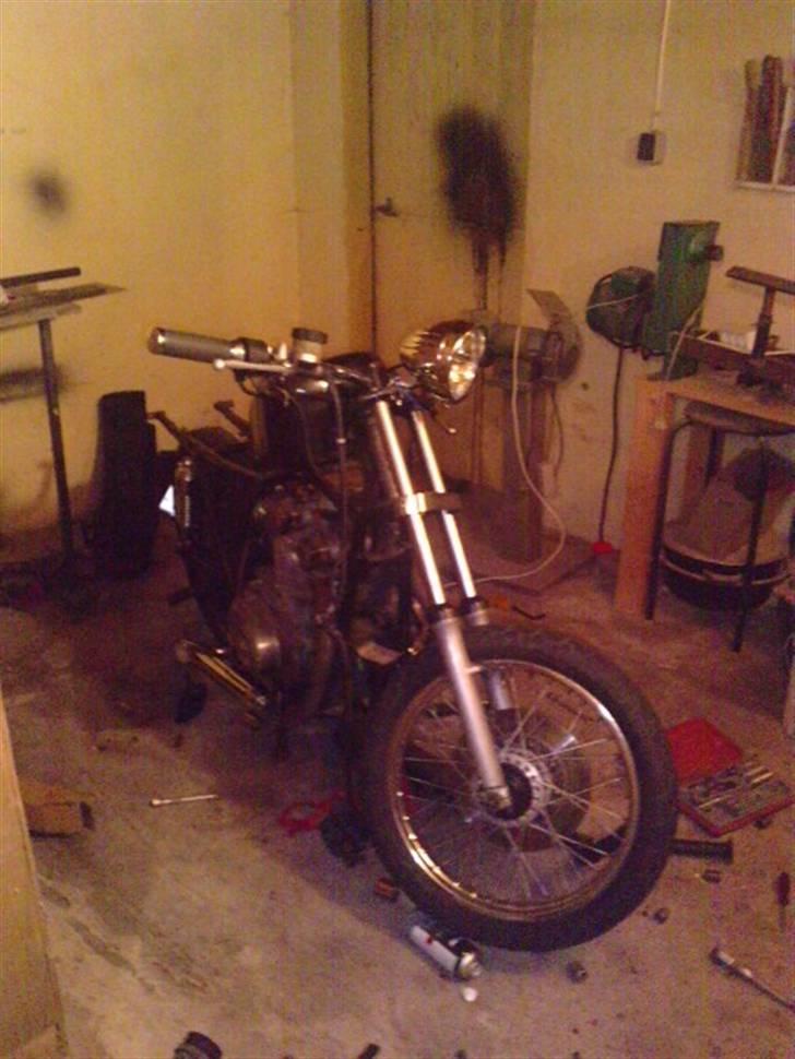 Suzuki GS 400L * OMBYGNING* billede 15