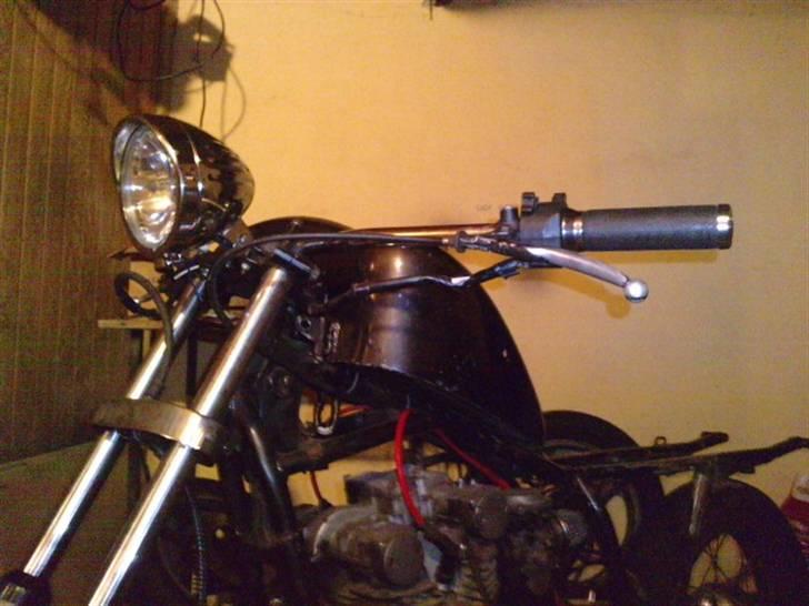 Suzuki GS 400L * OMBYGNING* billede 17