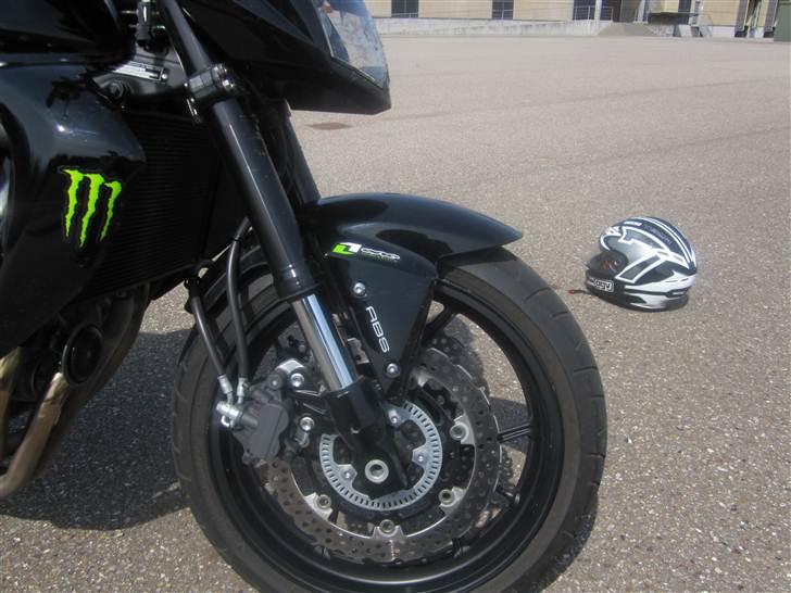 Kawasaki Z750 billede 1