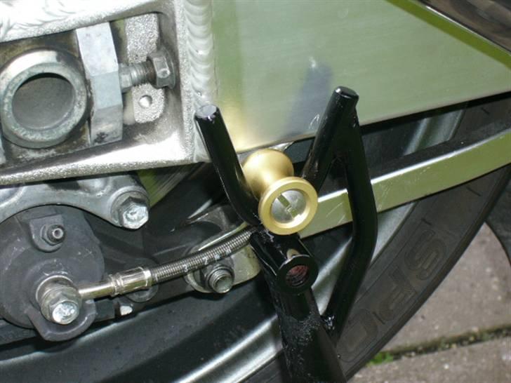 Suzuki GSX-R 750 *RIP* - Vortex guldeloxerede bobbins *RIP* billede 2