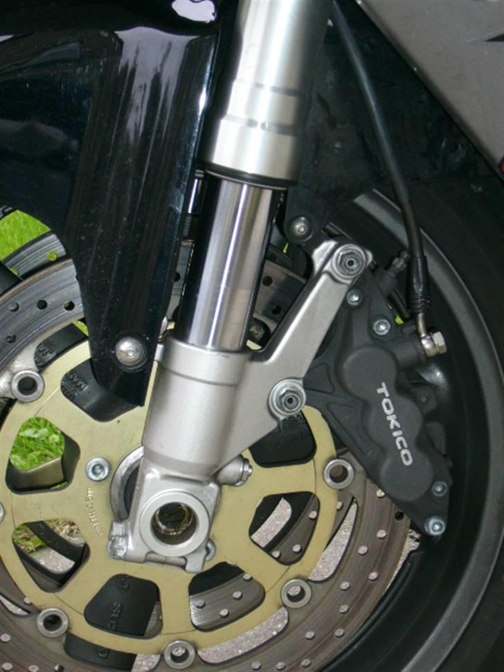 Suzuki GSX-R 750 *RIP* - USD forgaffel og Galfer armeret bremseslanger *RIP* billede 8