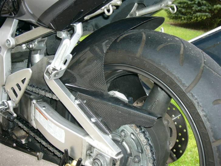 Suzuki GSX-R 750 *RIP* - Carbon hugger med kædeskærm *RIP* billede 10