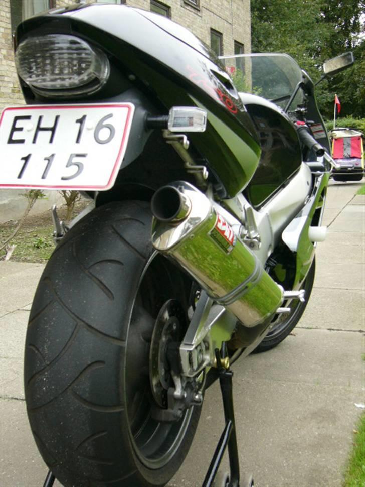 Suzuki GSX-R 750 *RIP* - Bagenden *RIP* billede 12