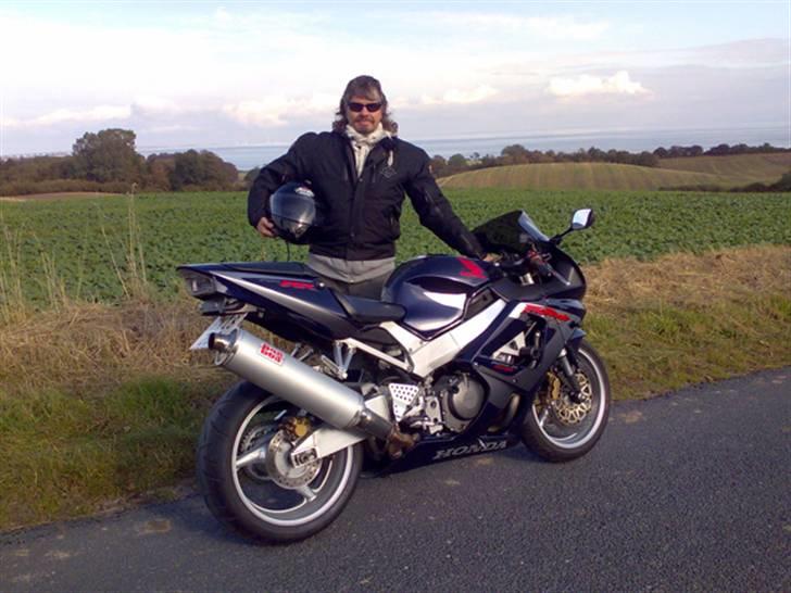 Honda CBR 900 RR  Fireblade billede 5