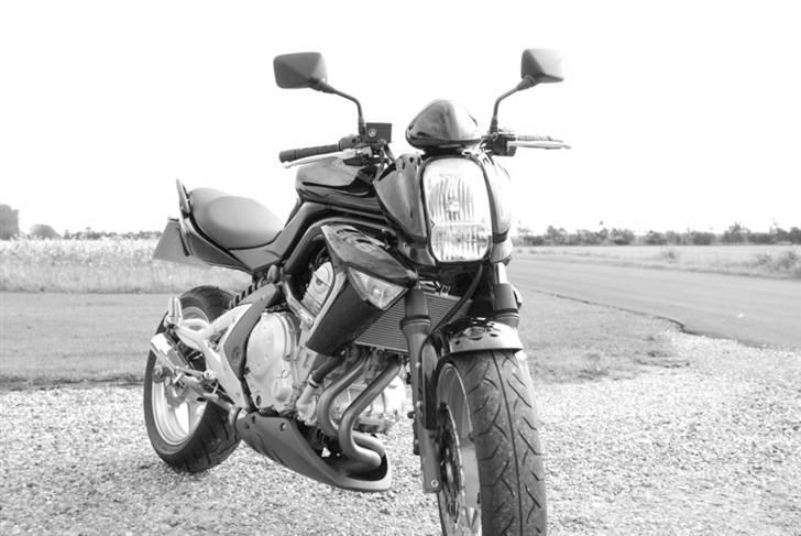 Kawasaki ER6N # Solgt 2010  billede 9