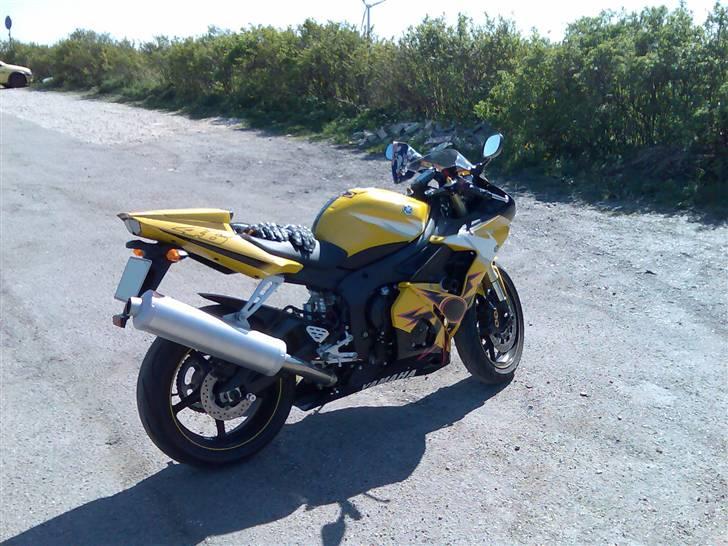 Yamaha YZF R46 billede 10