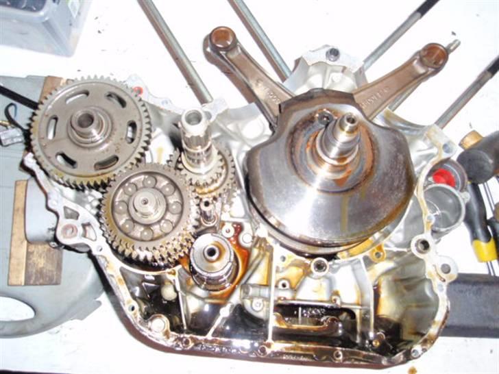 Yamaha XV1000 Tr1 - Tr1 motor under restaurering. billede 3