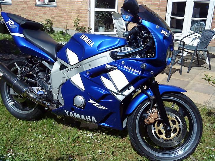 Yamaha FZR 600 *SOLGT* billede 4