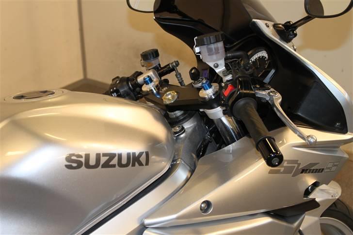 Suzuki SV1000S Solgt billede 9
