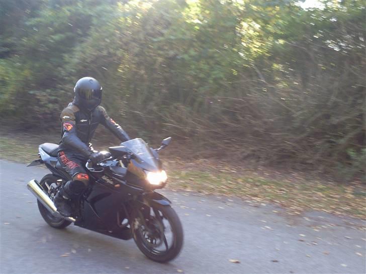 Kawasaki 250R - solgt billede 12