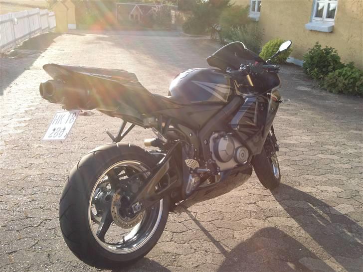 Honda CBR 600RR billede 2