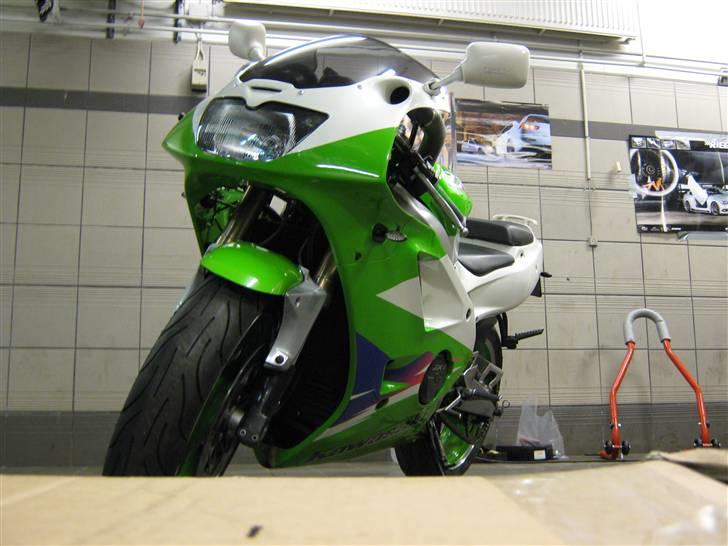 Kawasaki zxr 400 billede 1