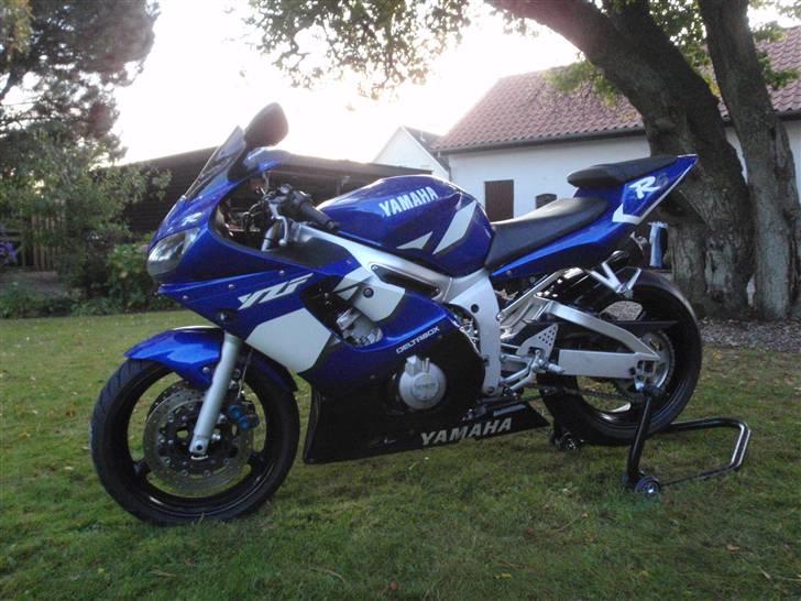 Yamaha YZF-R6 *Solgt* billede 2