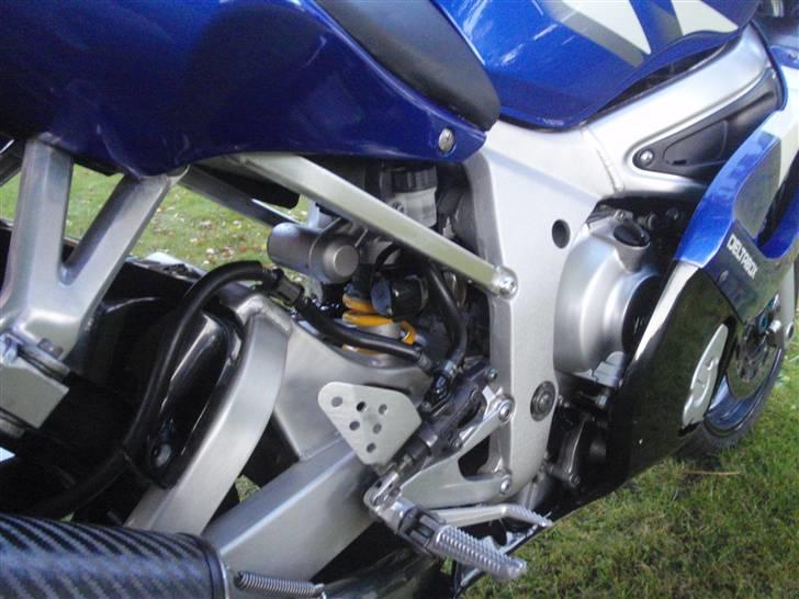 Yamaha YZF-R6 *Solgt* billede 9