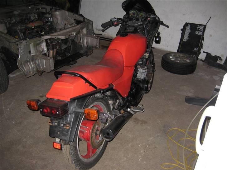 Kawasaki          GPZ 550 Uni Trak billede 2