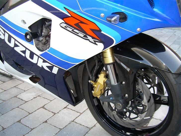 Suzuki GSXR 750 K5 SOLGT billede 4