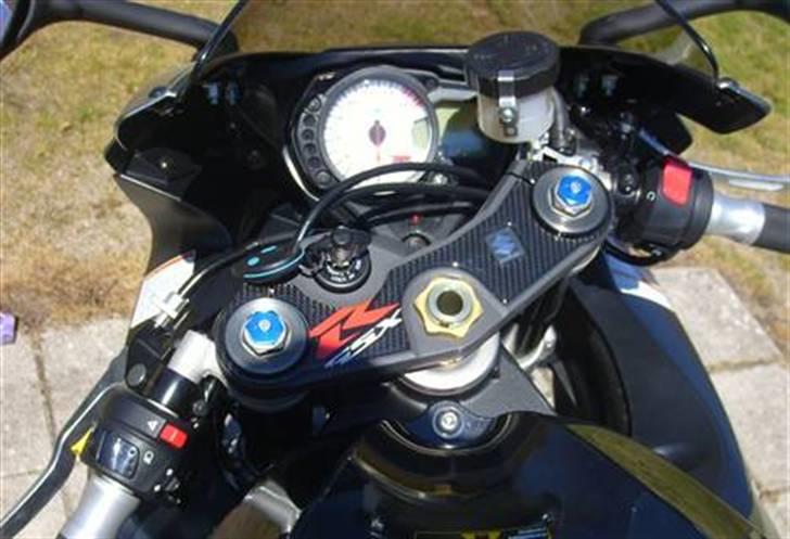 Suzuki 750 Gsx-R k7(SOLGT) billede 4