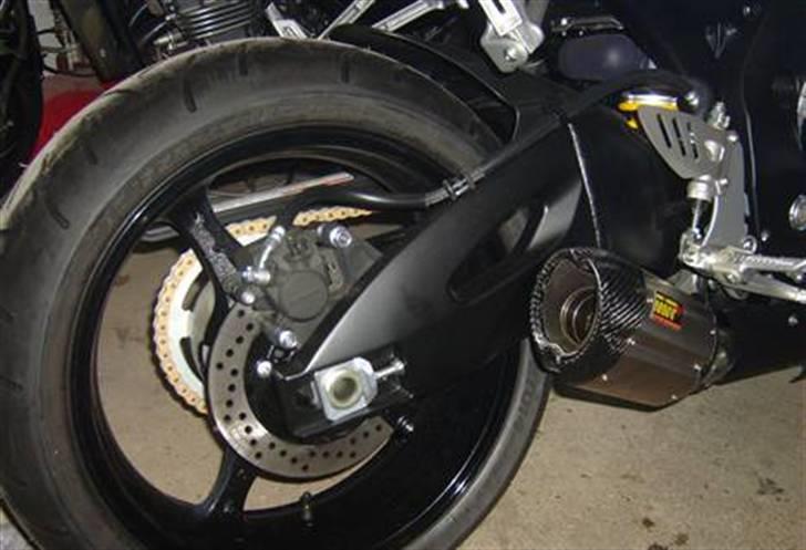 Suzuki 750 Gsx-R k7(SOLGT) billede 8