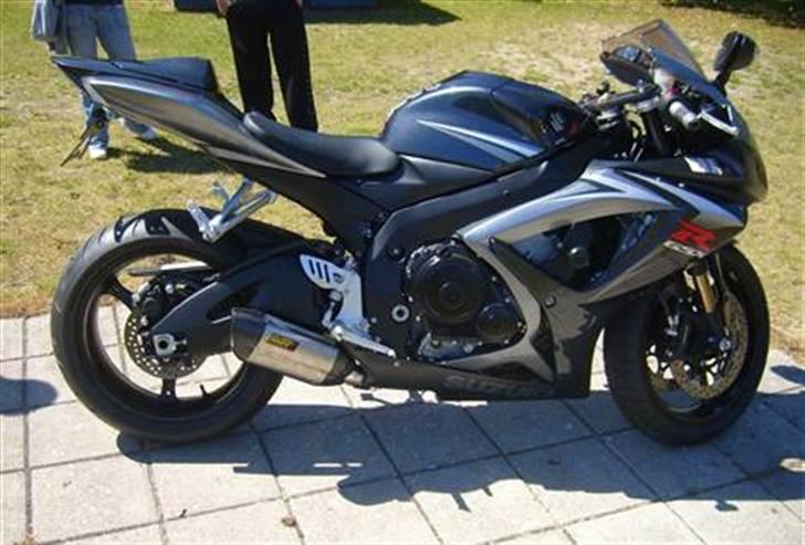 Suzuki 750 Gsx-R k7(SOLGT) billede 11