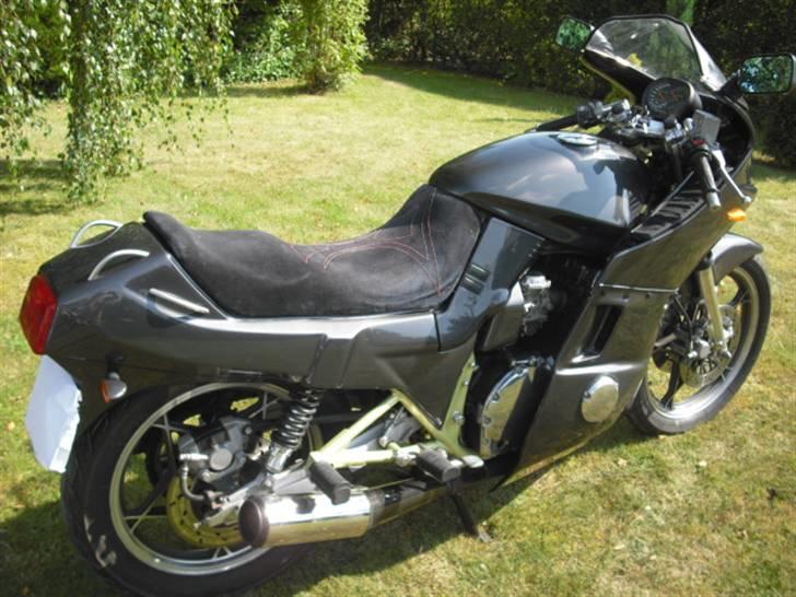 Suzuki GSX750F katana billede 1