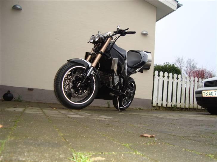 Yamaha fzr 1000 streetfighter  billede 12