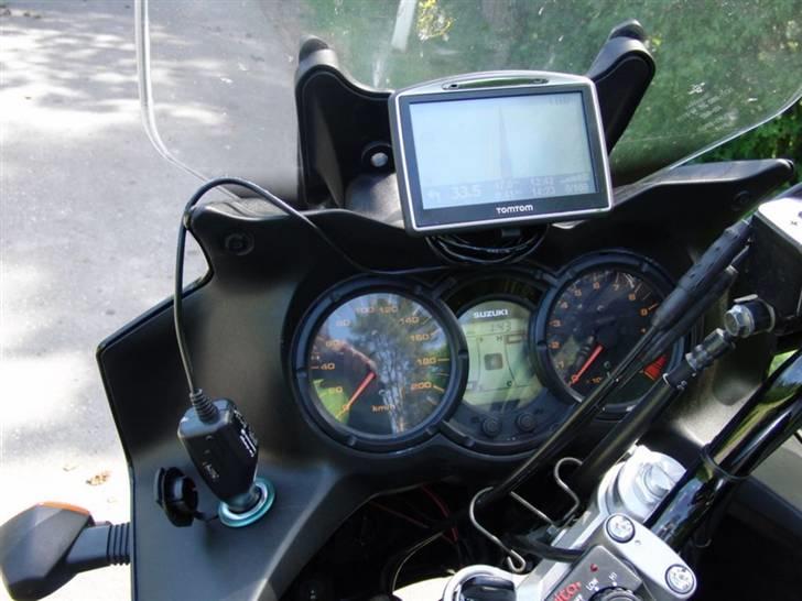 Suzuki DL 650 V-Strom (SOLGT) billede 2