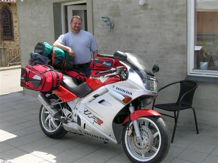 Honda vfr - klar til ferie i sverige billede 4