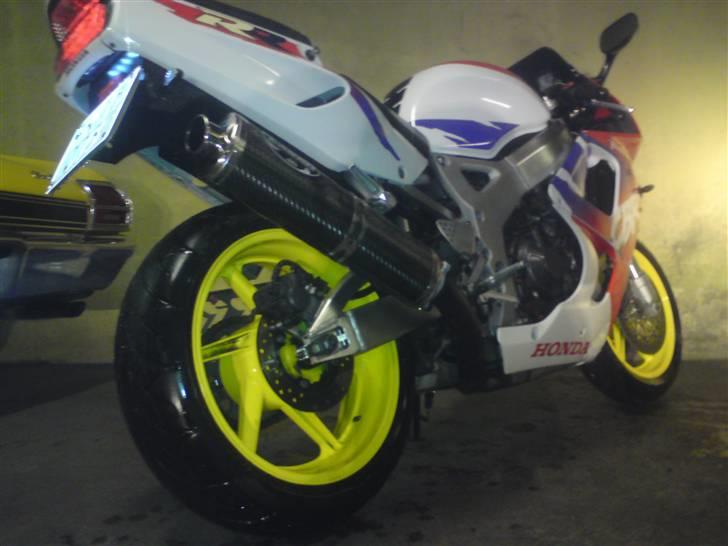 Honda CBR 900RR Fireblade SOLGT billede 5