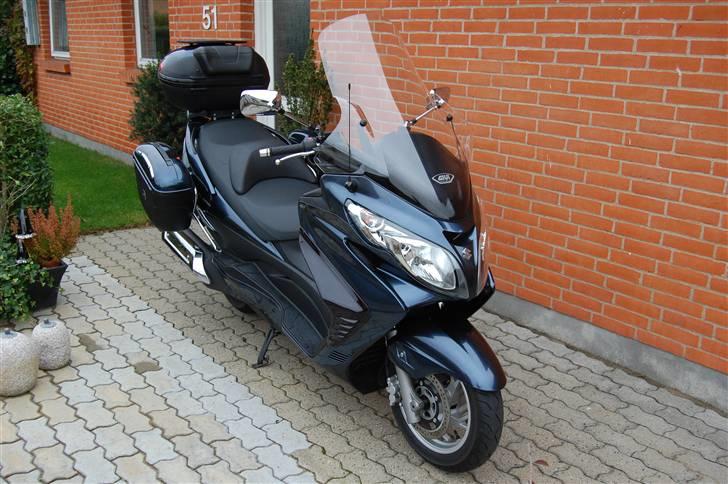 Suzuki Burgman 400 K8 billede 1