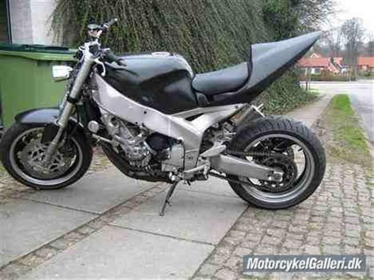 Yamaha fzr 1000 EXUP/solgt  billede 9